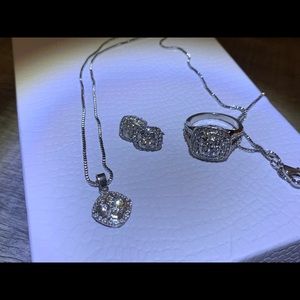 Stunning silver set